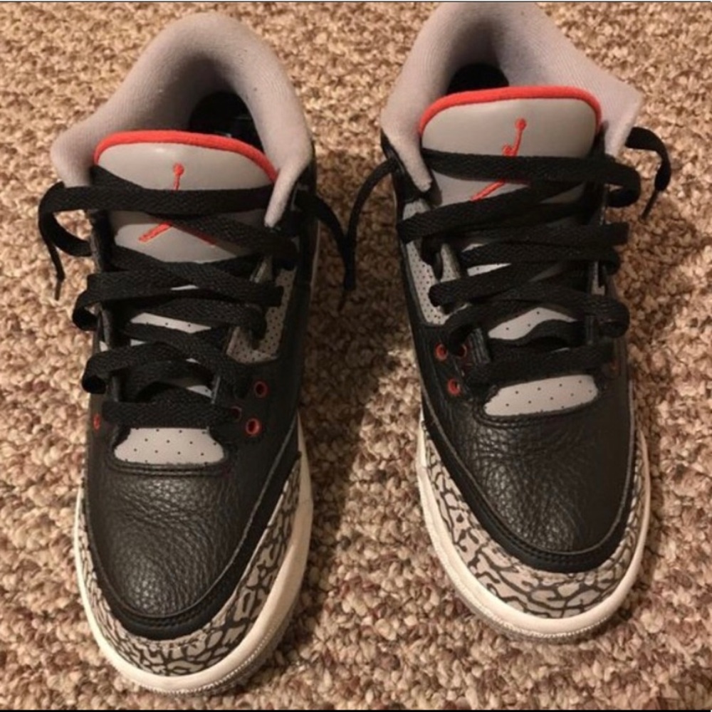 Jordan 3 Black Cement